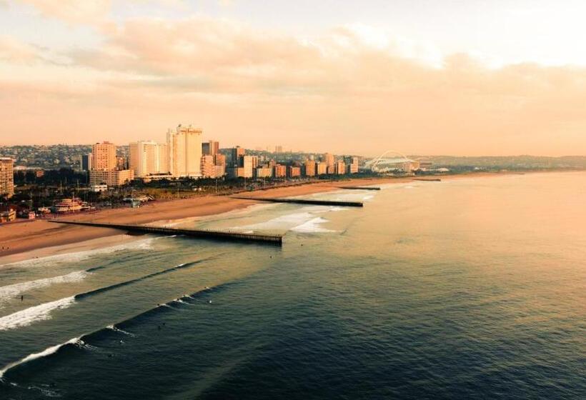 Point Waterfront Apartments