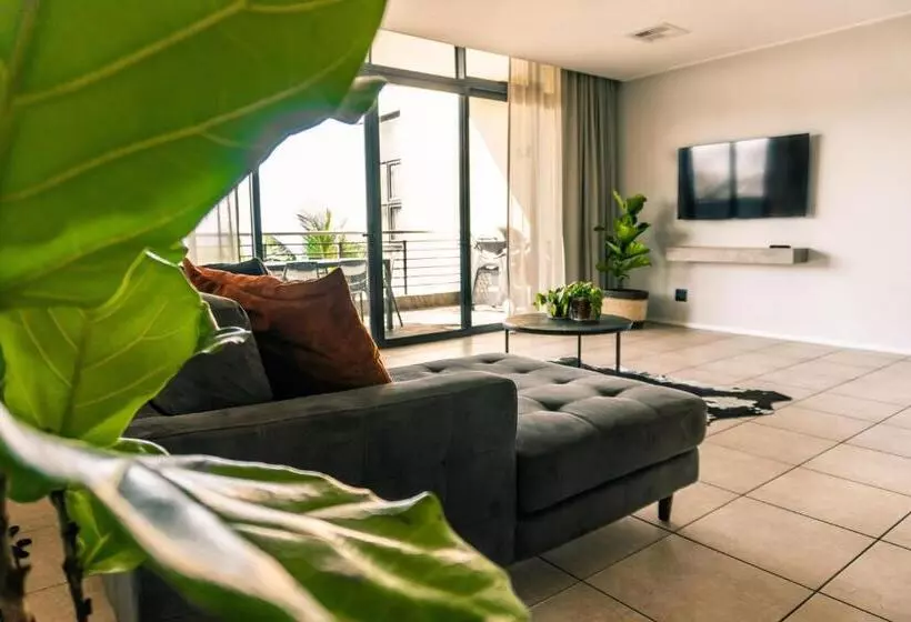 Point Waterfront Apartments