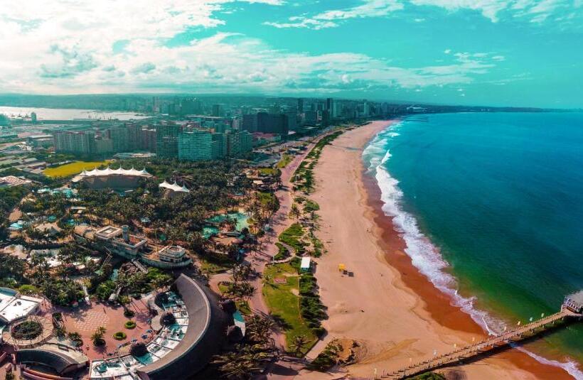 Point Waterfront Apartments