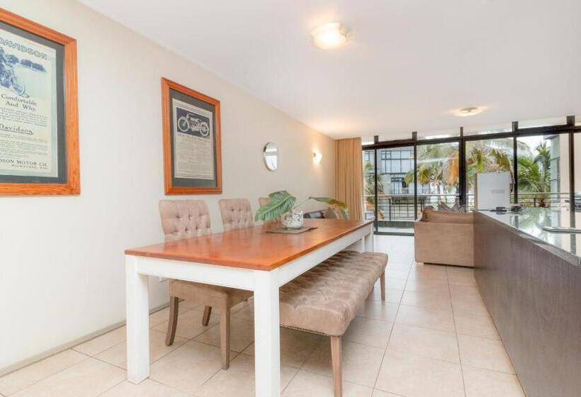 Point Waterfront Apartments