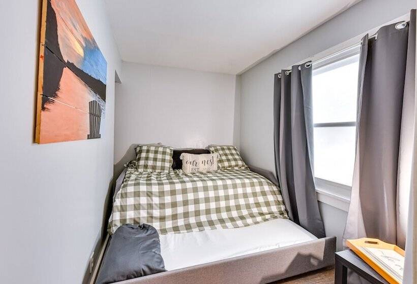 Cozy Home W/ Fire Pit: 2 Blocks To Lake Mary!