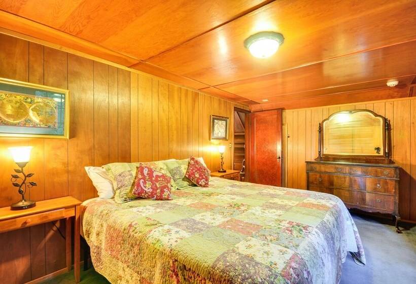 Forested  Minikahda Lodge  W/ Hot Tub Near Mt Hood