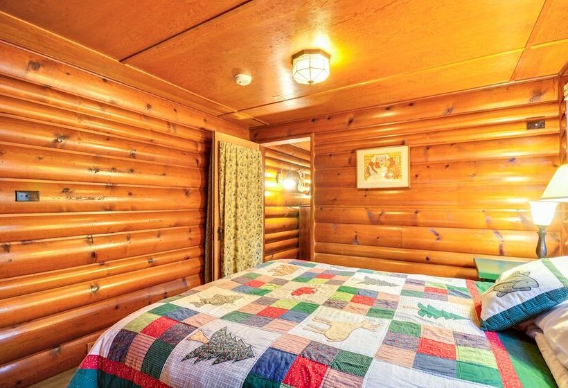 Forested  Minikahda Lodge  W/ Hot Tub Near Mt Hood