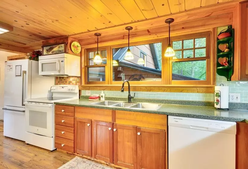 Forested  Minikahda Lodge  W/ Hot Tub Near Mt Hood