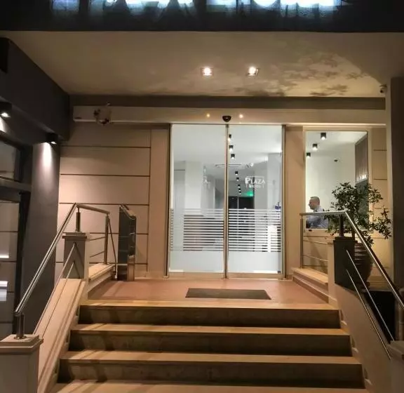 هتل Plaza