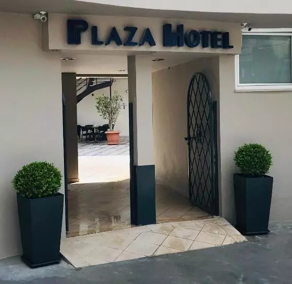 هتل Plaza