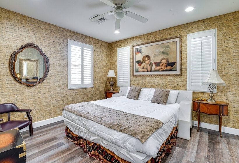 North Las Vegas Home W/ Pool ~ 9 Mi To The Strip!