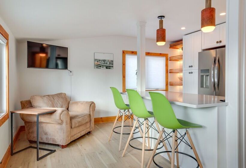 Pet Friendly Minocqua Home: Walk To Lake & Dining!