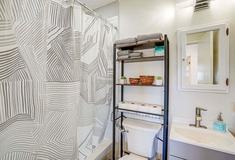 Pinole Oasis W/ Gazebo & Gas Grill: Close To Napa