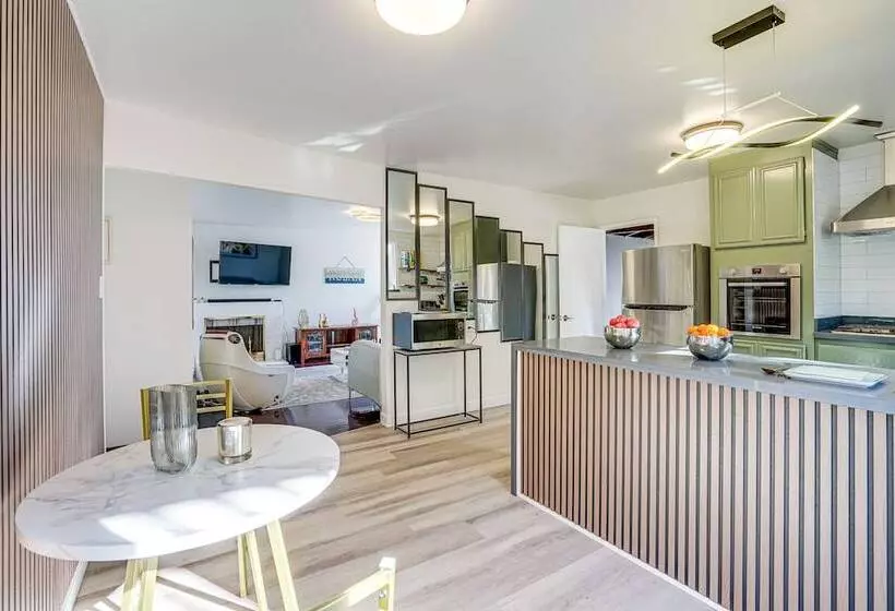 Pinole Oasis W/ Gazebo & Gas Grill: Close To Napa