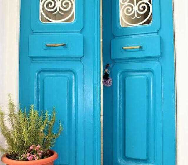 Резиденция Marika S Traditional House