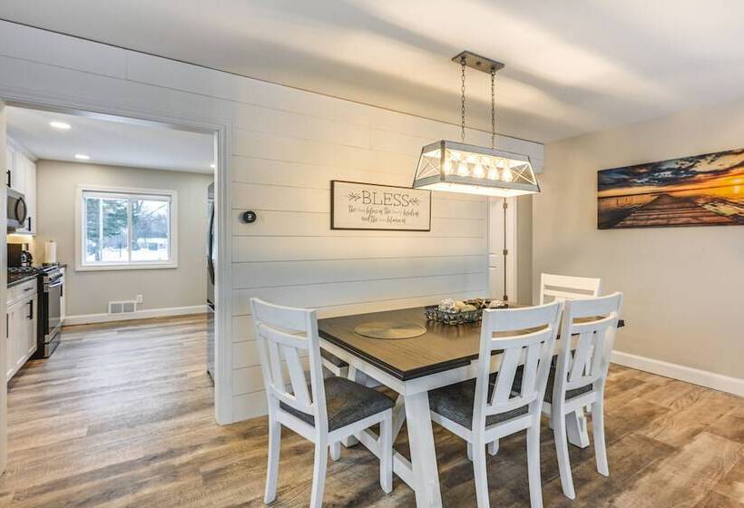 Riverfront Michigan Cottage W/ Fire Pit & Kayaks!