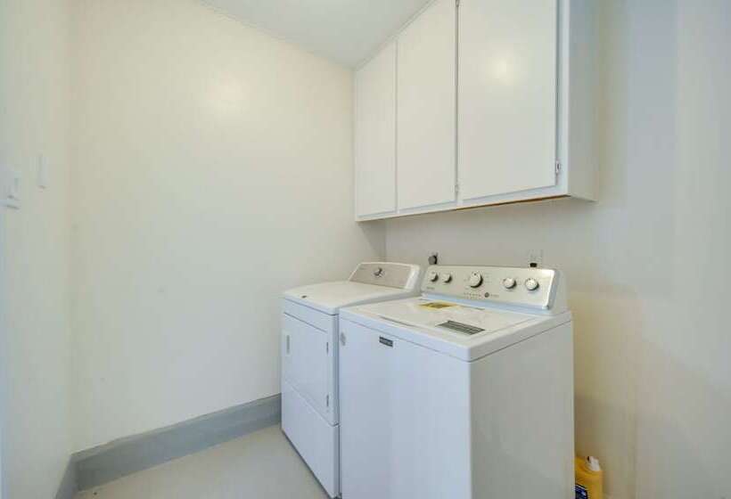 Southwest Austin Home W/ Pool, 13 Mi To Downtown!