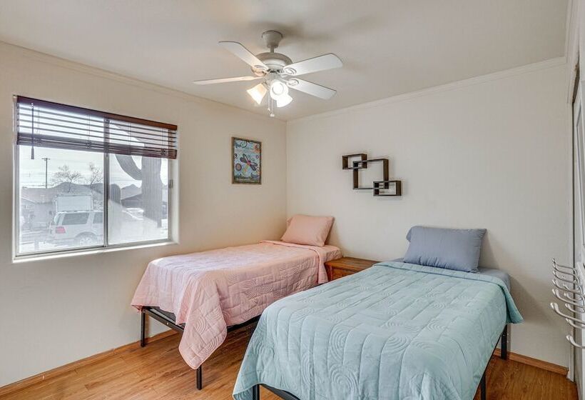Tucson Home W/ Private Pool   Pets Welcome!