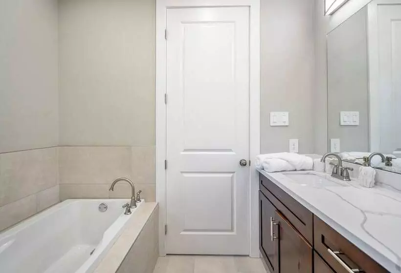 تختخواب و صبحانه Spacious 3 Bed House Near Md Anderson