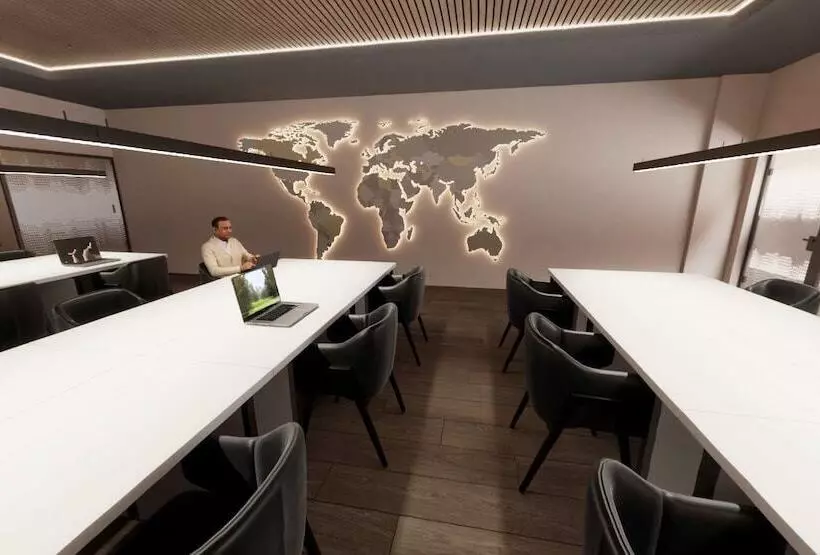 Blau Student Housing & Language Academy