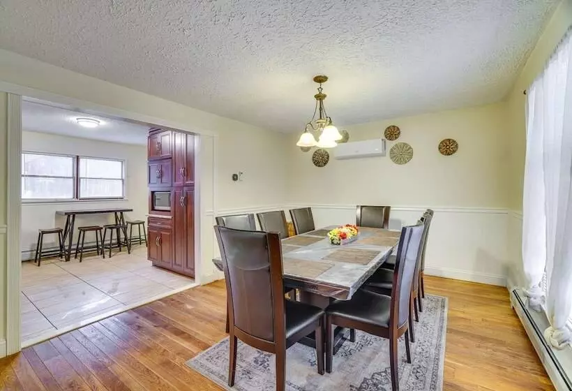 Coolbaugh Township Home W/ Game Room & Backyard!