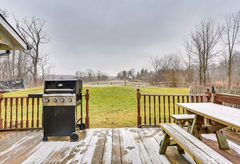 Wantage Getaway W/ Private Pickleball Court!