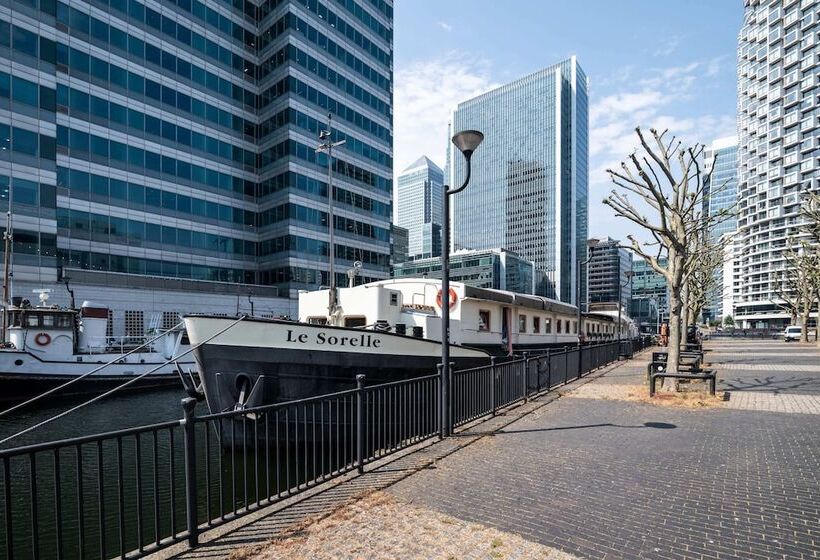 호텔 Luxury Canary Wharf House Boat Room 6