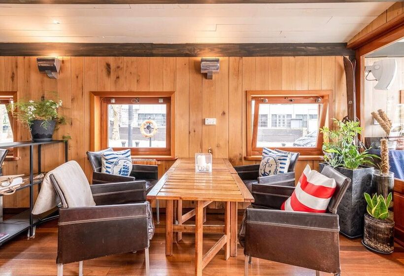 호텔 Luxury Canary Wharf House Boat Room 6