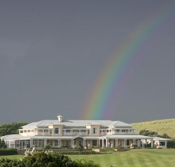 호텔 Prince S Grant Golf Estate