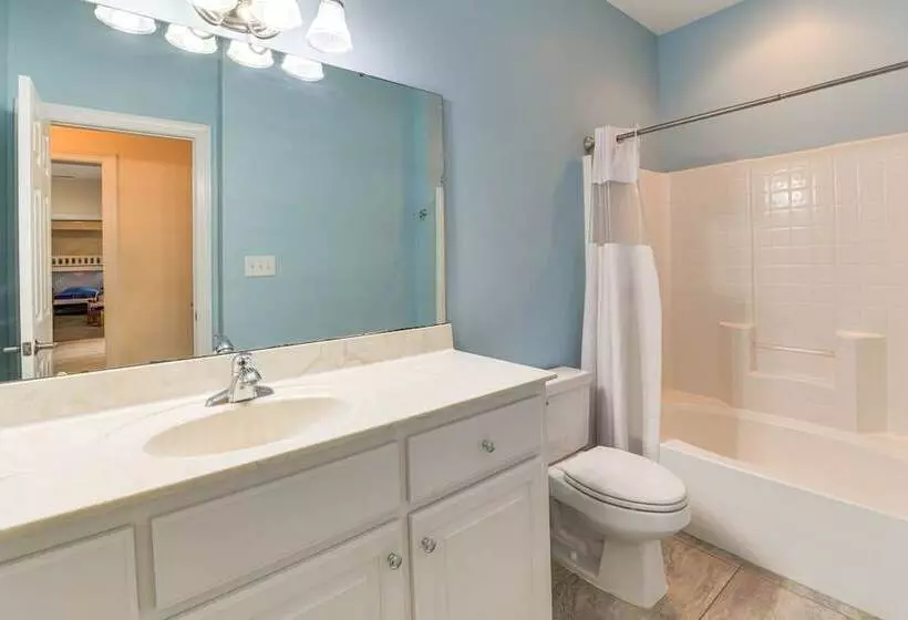 Littleton Home W/ On Site Lake Gaston Access!