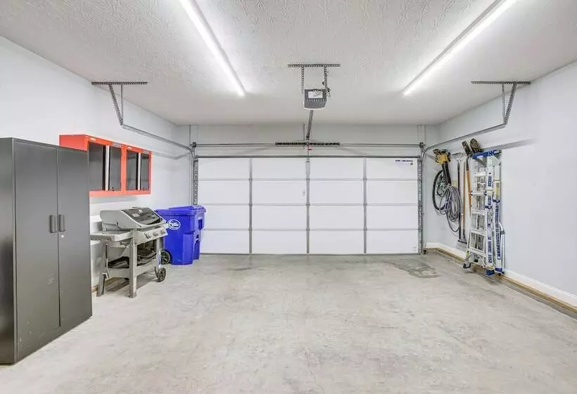 Lovely Scottsville Home, Minutes To Bowling Green