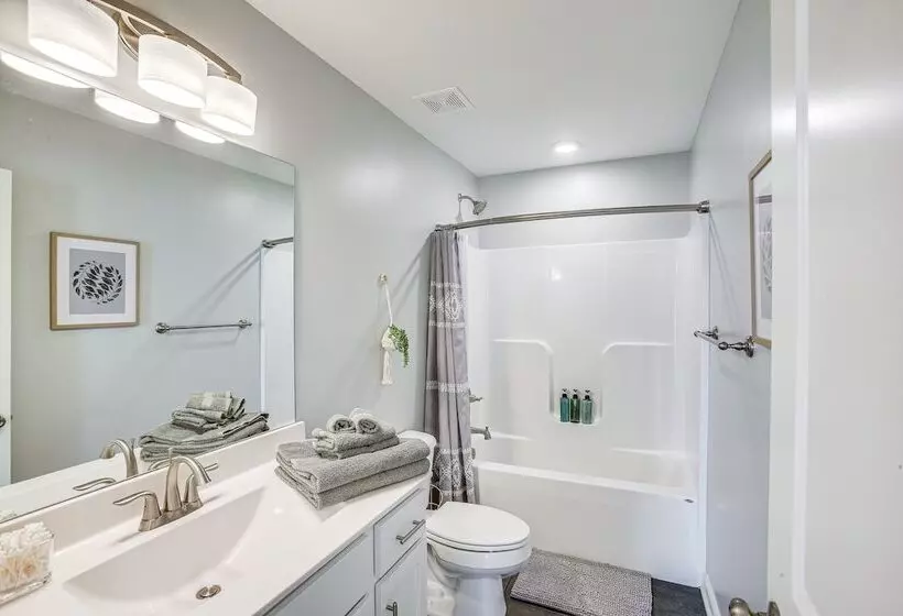 Lovely Scottsville Home, Minutes To Bowling Green