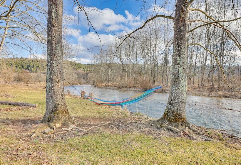 Mcdowell Highland County River Retreat W/ Deck!