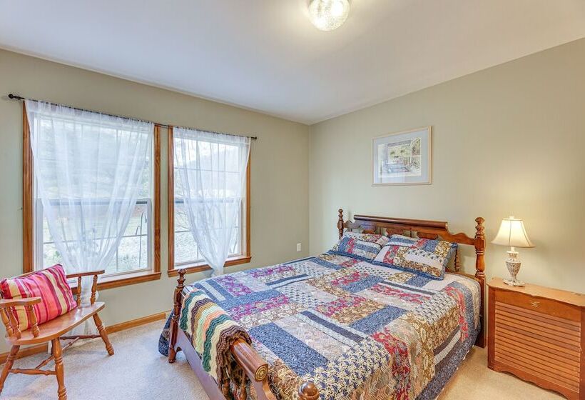 Mcdowell Highland County River Retreat W/ Deck!