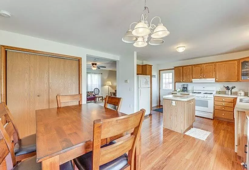 Mcdowell Highland County River Retreat W/ Deck!