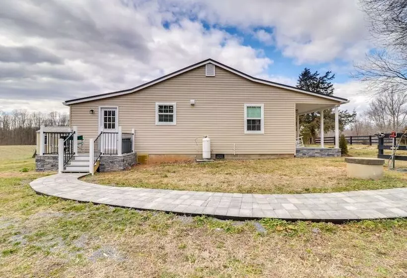 Orange Cottage W/ Hiking Access: 1 Mi To Lake Anna