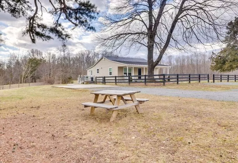 Orange Cottage W/ Hiking Access: 1 Mi To Lake Anna