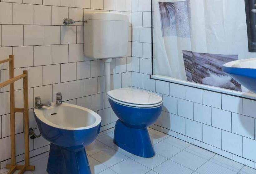 بنسيون Room In Guest Room   Family Room 4 In Center Of Sintra Next To Olga Cadaval