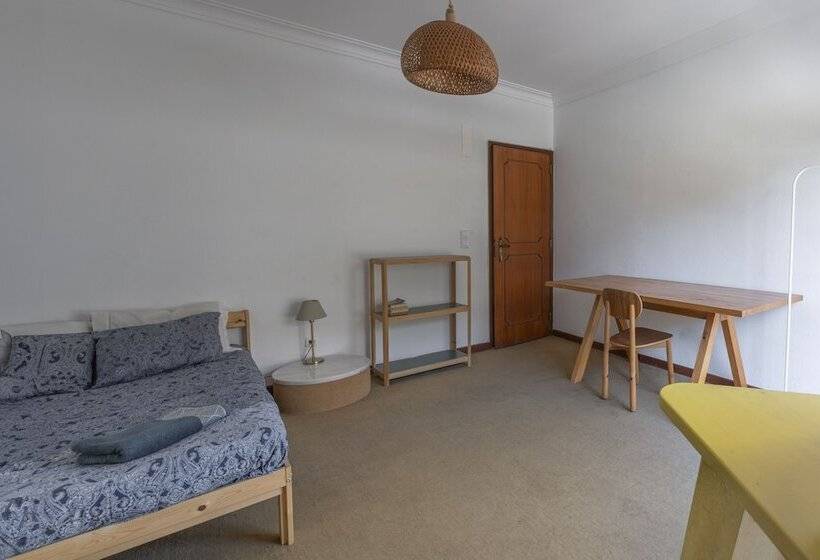 بنسيون Room In Guest Room   Family Room 4 In Center Of Sintra Next To Olga Cadaval