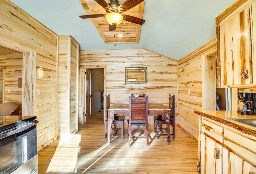 Minnesota Escape Near Snowmobiling & Fishing!