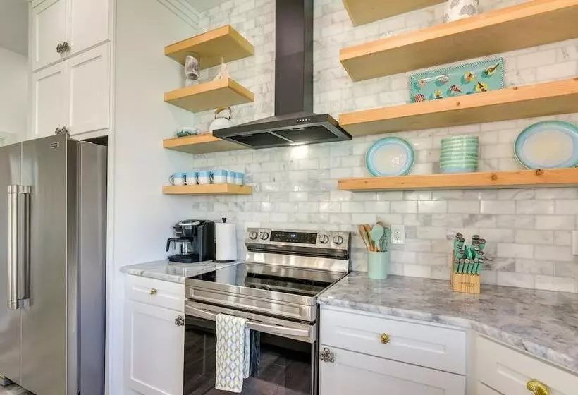 Pet Friendly Surfside Beach Home W/ Ocean Views!