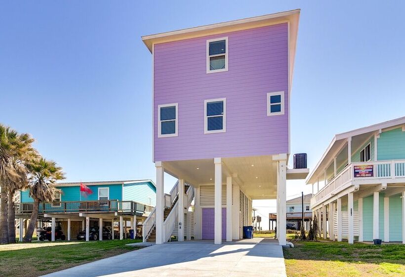 Pet Friendly Surfside Beach Home W/ Ocean Views!