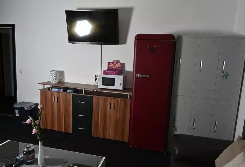 Pott Hostel   Zimmervermietung