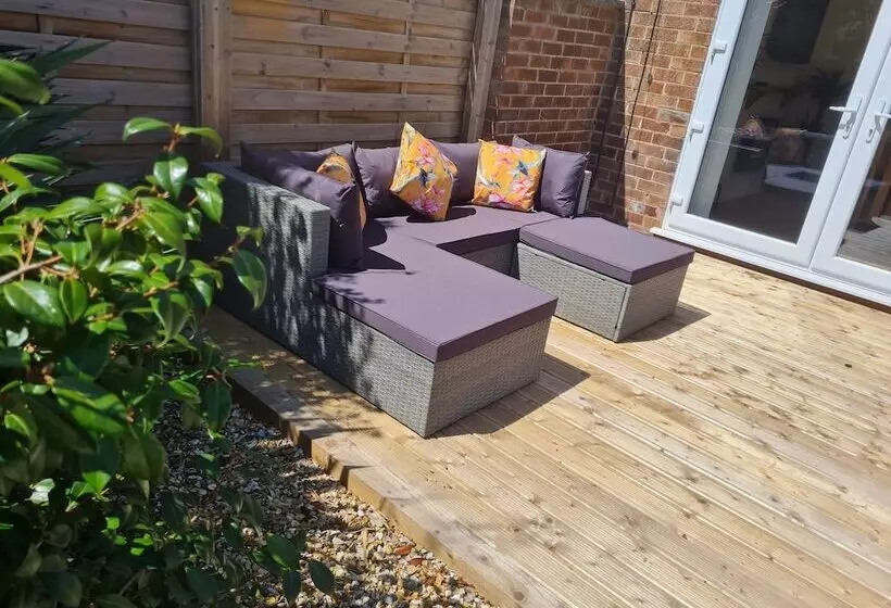 Residenssi 5bed House Wirral Near Liverpool,chester