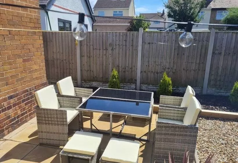 Residenssi 5bed House Wirral Near Liverpool,chester
