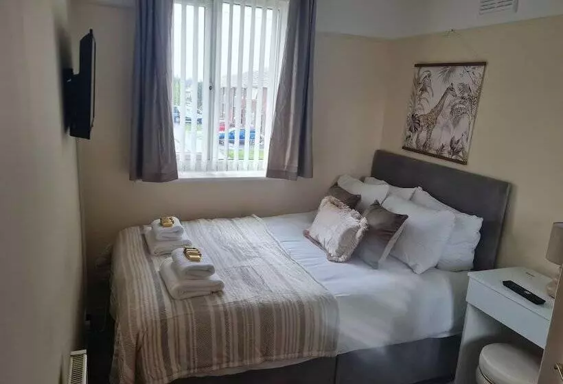 Residenssi 5bed House Wirral Near Liverpool,chester