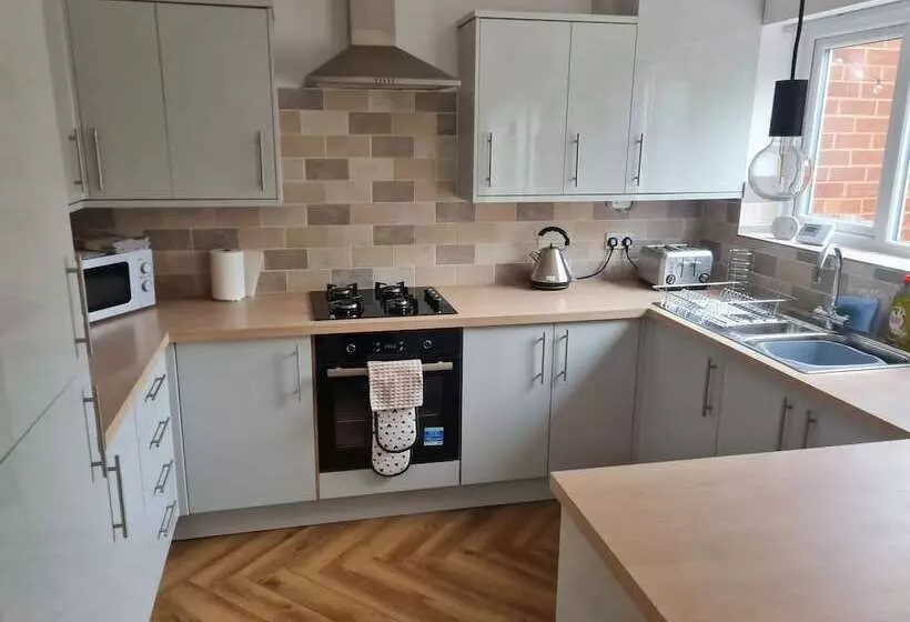 Residenssi 5bed House Wirral Near Liverpool,chester