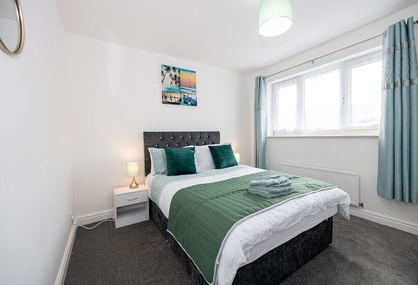 住所 Captivating 3 Bed House In Blackburn