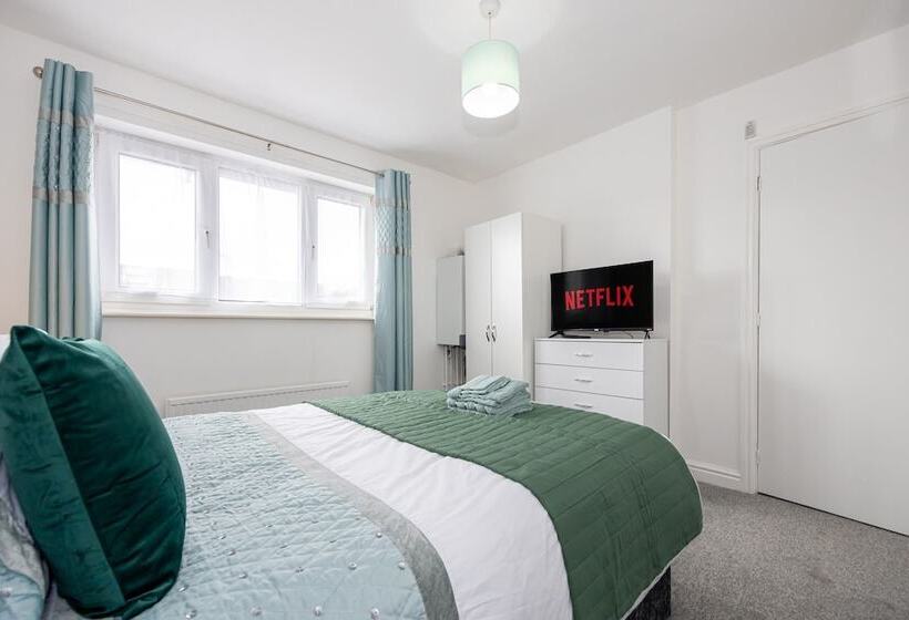 住所 Captivating 3 Bed House In Blackburn