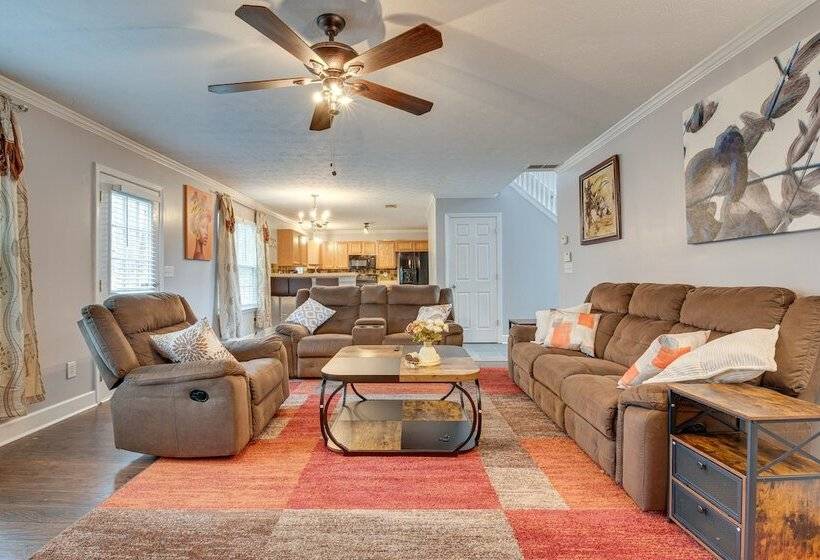 Spacious Snellville Home W/ Yard: 28 Mi To Atlanta