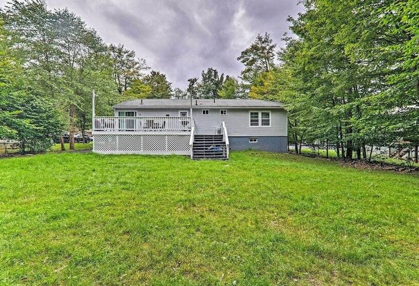 Tobyhanna Home W/ Game Room: 2 Mi To Dresser Lake!