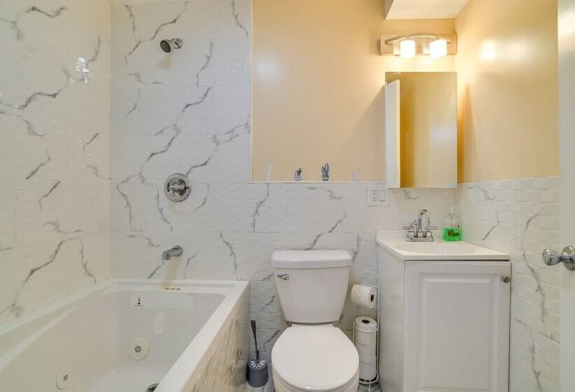 Tobyhanna Home W/ Game Room: 2 Mi To Dresser Lake!