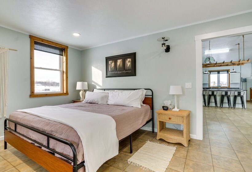 Bright Shipshewana Gem W/ Shuffleboard Table!