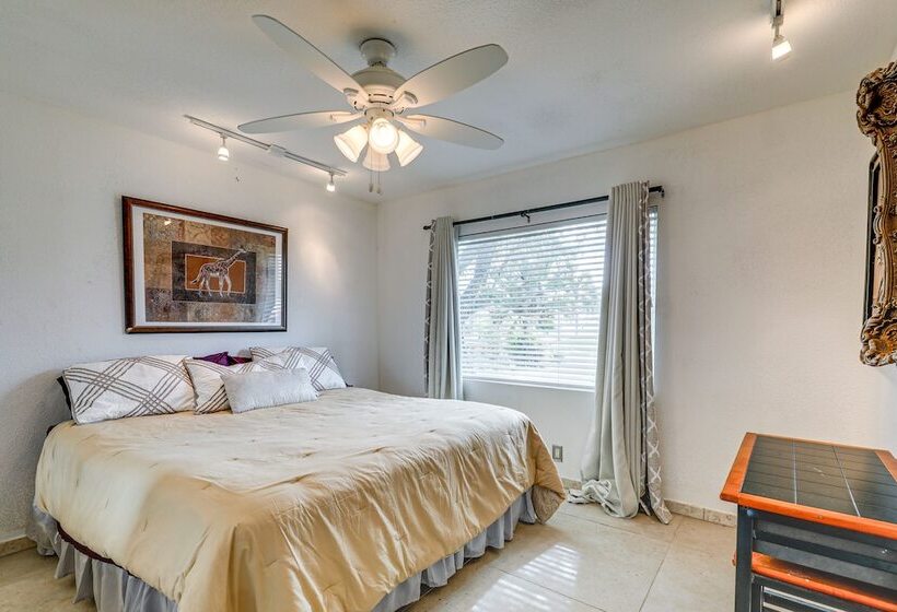 Canal Front Ruskin Home W/ Private Hot Tub & Dock!